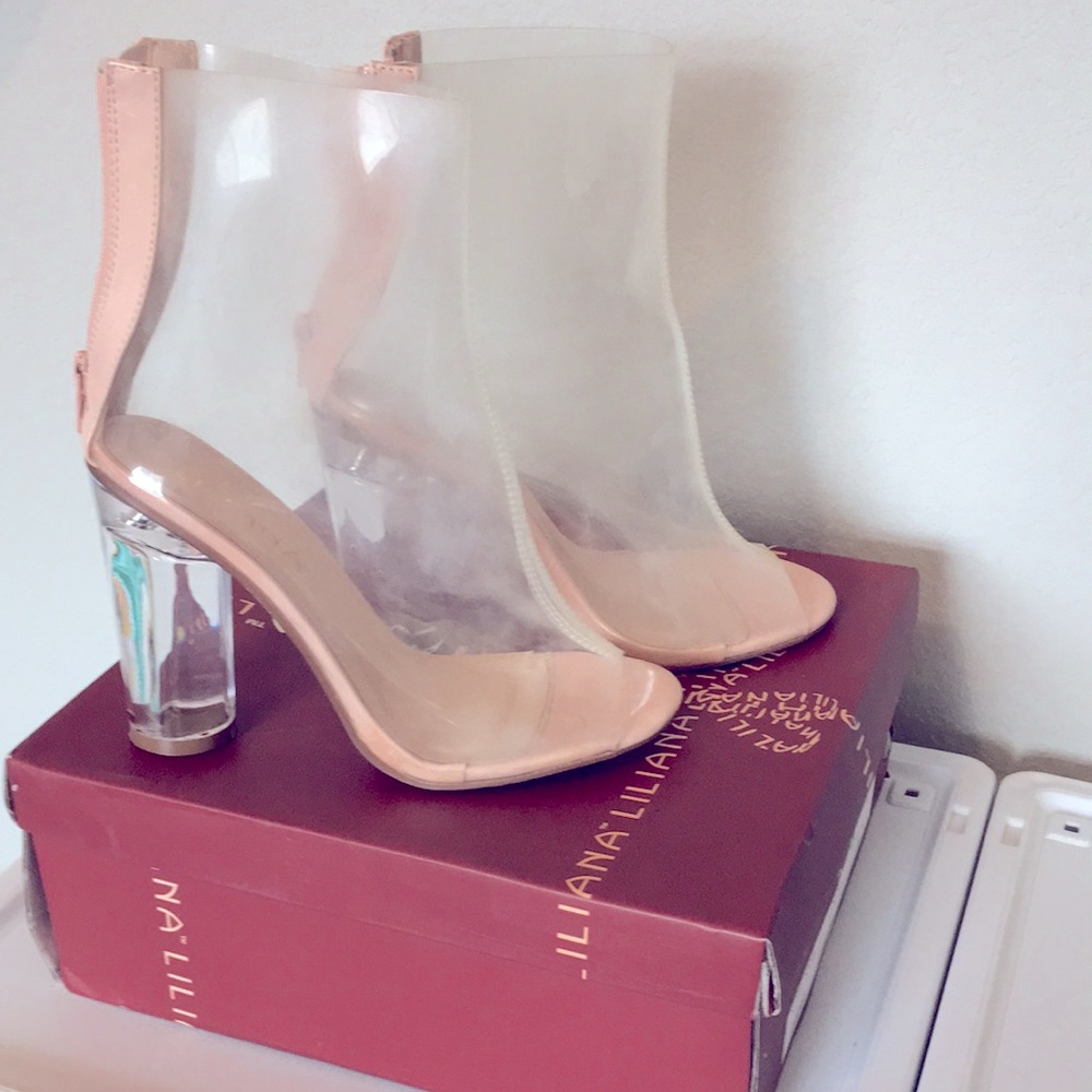 Foot Candy/Shoes